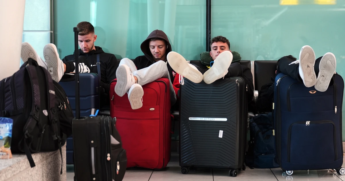 Featured image for Government Shutdown Causes Widespread Airport Delays and Staffing Shortages