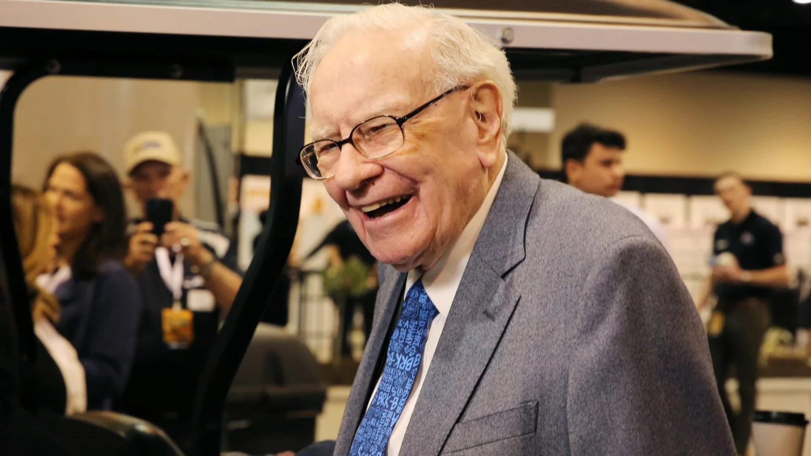 Berkshire Hathaway's Q1 Earnings and Investment Moves