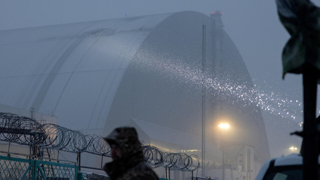 Featured image for Chernobyl Shelter at Risk of Collapse Amid Russian Strikes, Warns Plant Director