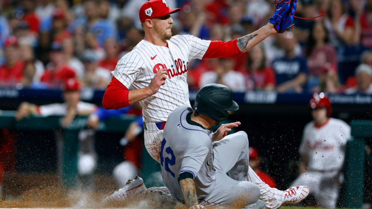 Featured image for "Walk-Off Wonders: Phillies Secure Victory with Pivotal Plays"