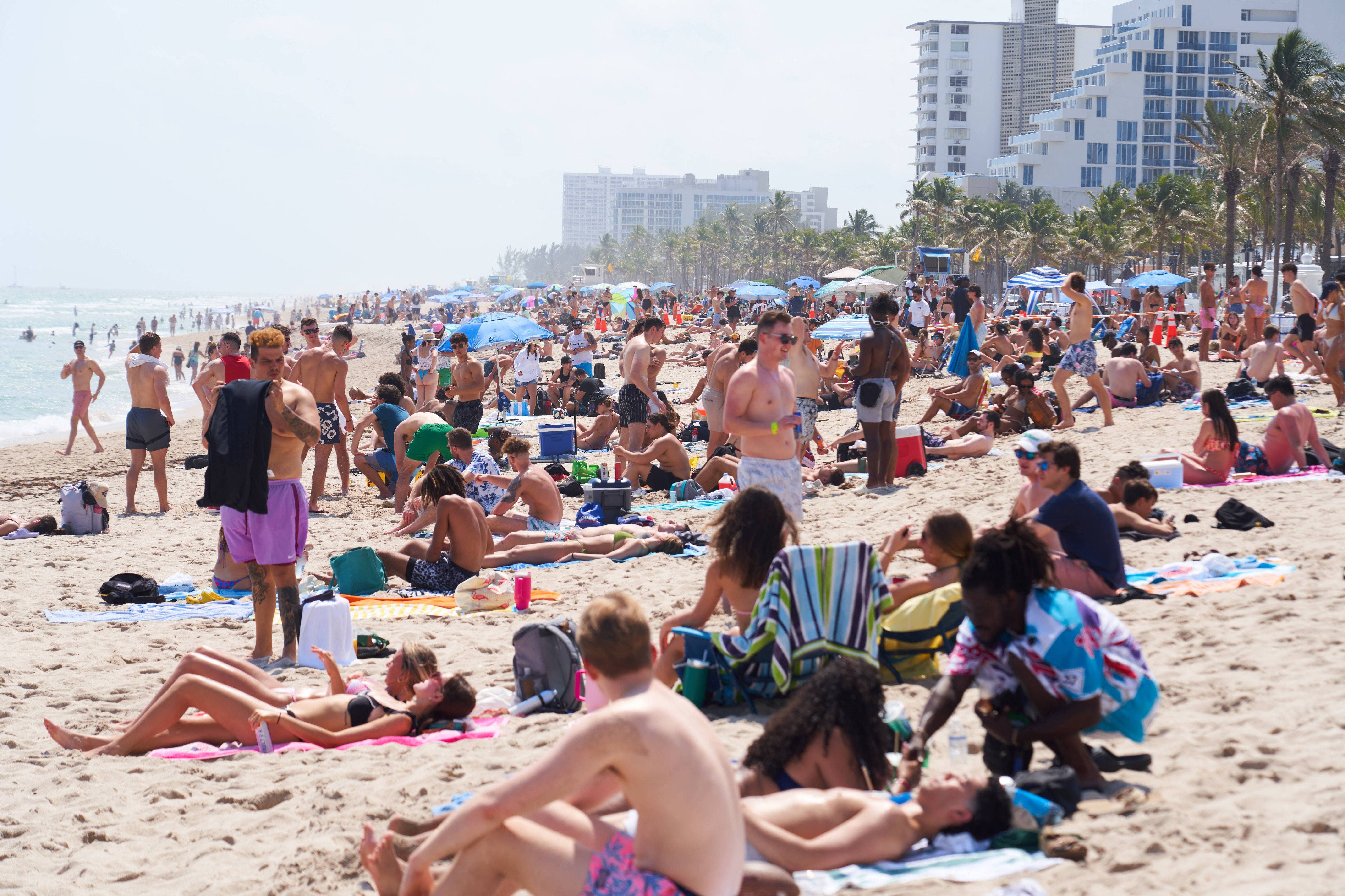 Featured image for "Judge Upholds Miami Beach Spring Break Curfew Despite Business Complaints"
