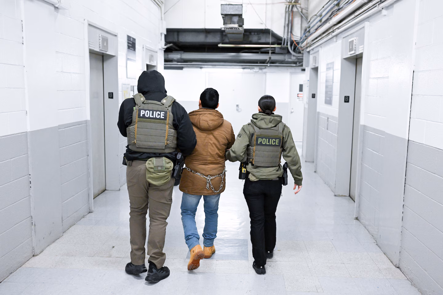 Featured image for Judge Orders ICE to Improve Conditions at NYC Migrant Detention Center