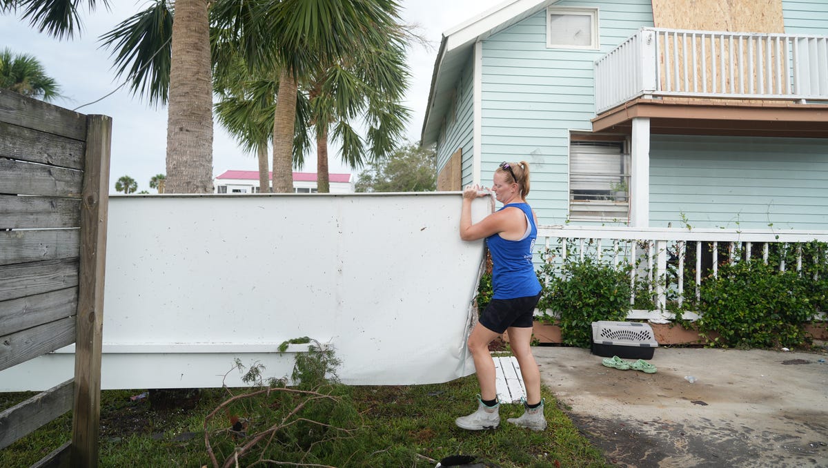 Featured image for "Rapidly Intensifying Hurricanes Pose Major Evacuation Challenges"