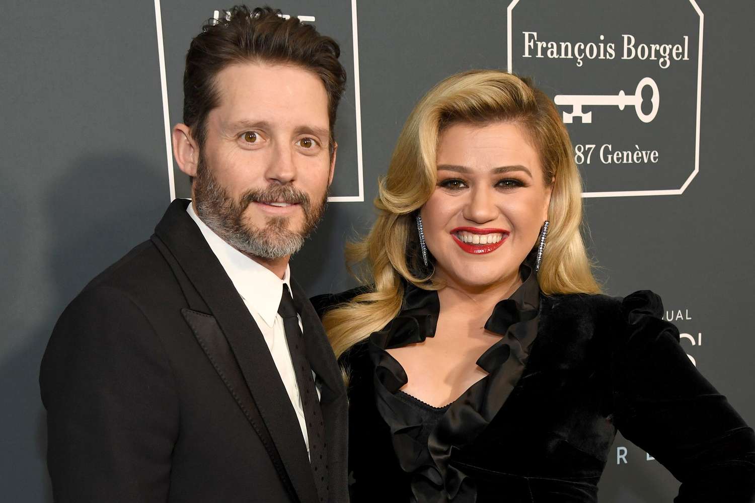 Featured image for Kelly Clarkson's Ex Ordered to Pay Her $2.6 Million for 'Unlawfully Procured' Business Deals