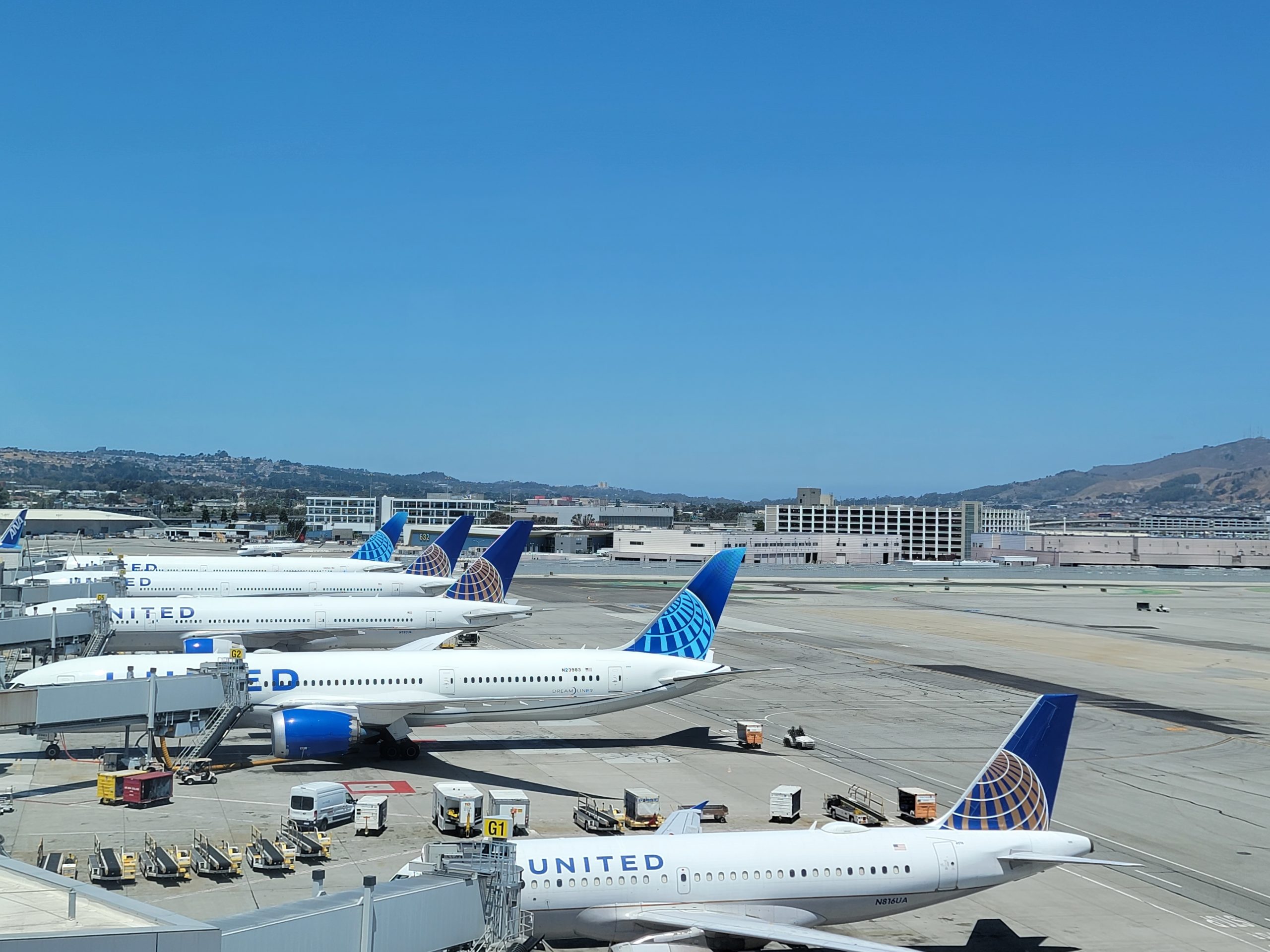Featured image for United and JetBlue Strike Strategic Partnership to Enhance Passenger Benefits