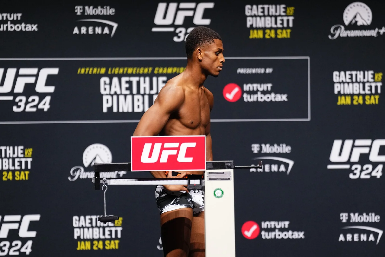 Smotherman collapses at UFC 324 weigh-in, fight canceled as he recovers