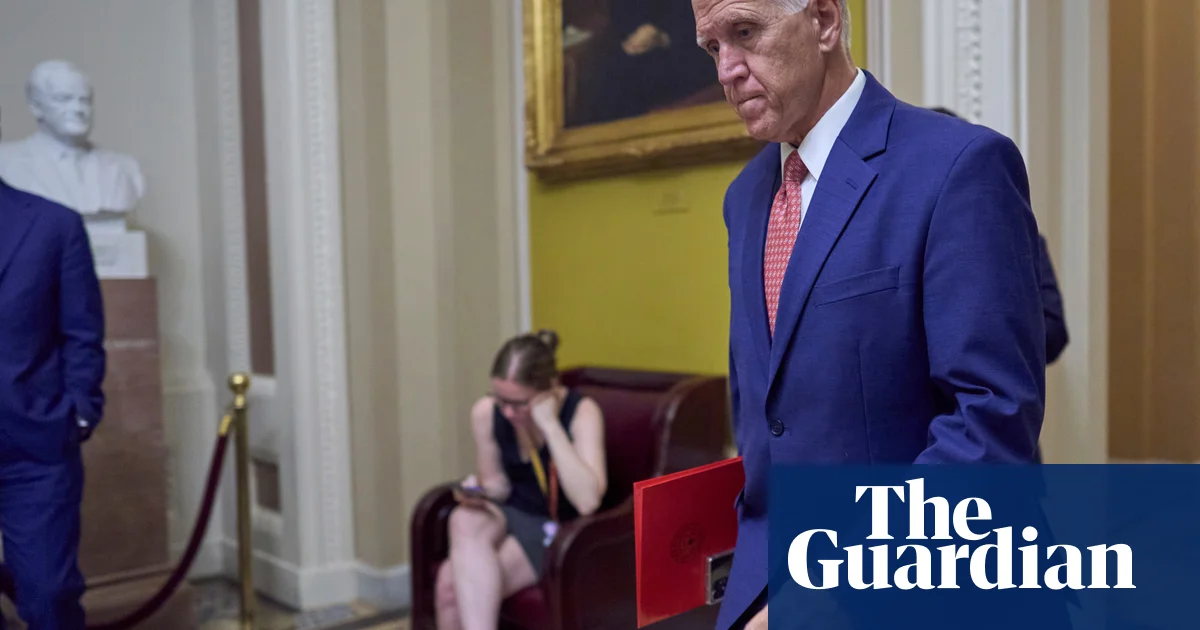 Featured image for Trump criticizes Tillis over reelection and legislative support