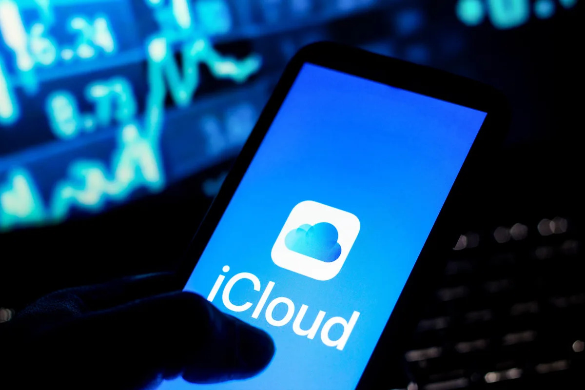 "Apple Sued for Alleged Monopoly on iCloud Storage"