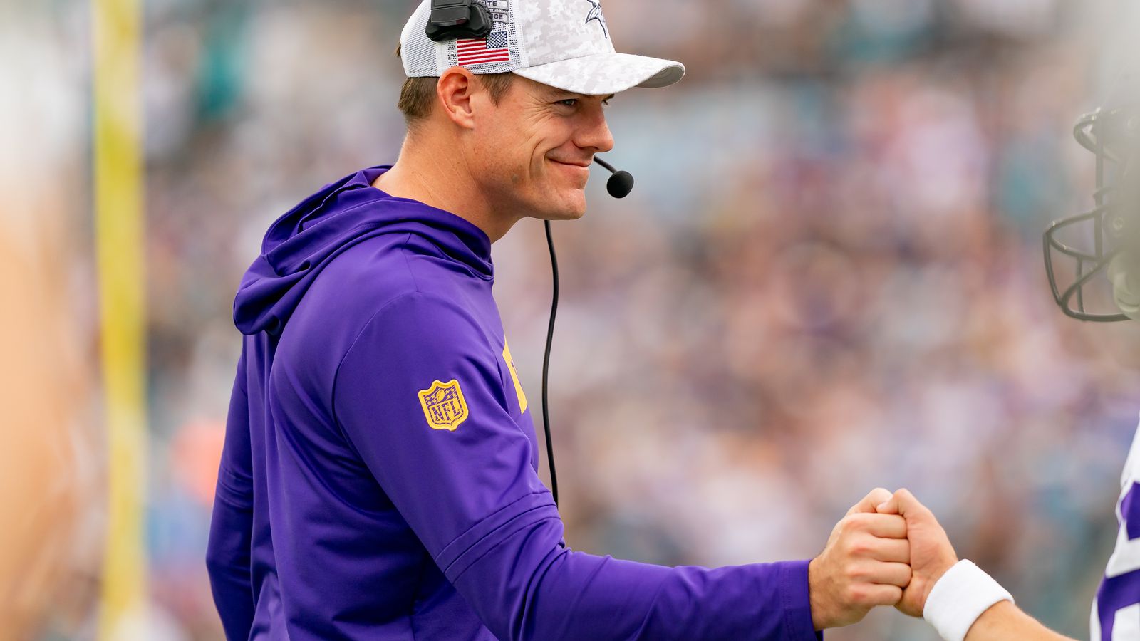 Featured image for Vikings vs Titans: Week 11 Showdown Preview & Predictions