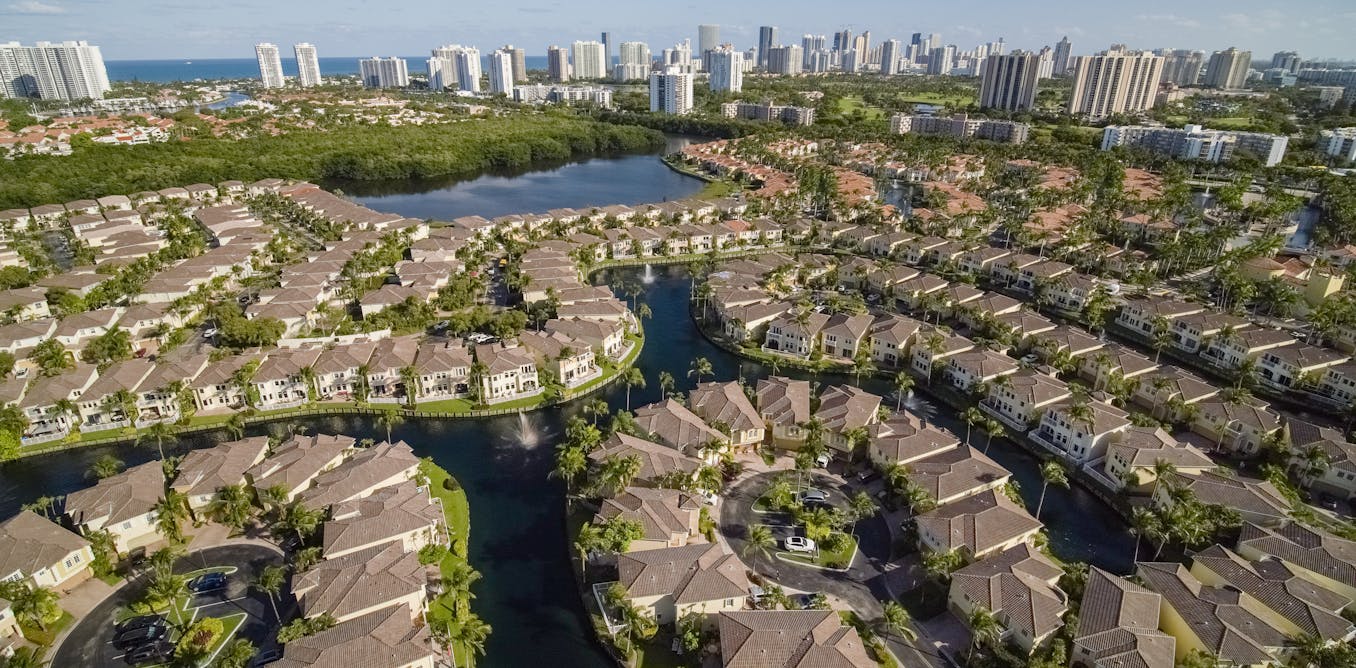 Featured image for "Florida's Home Insurance Crisis: Challenges and Solutions"