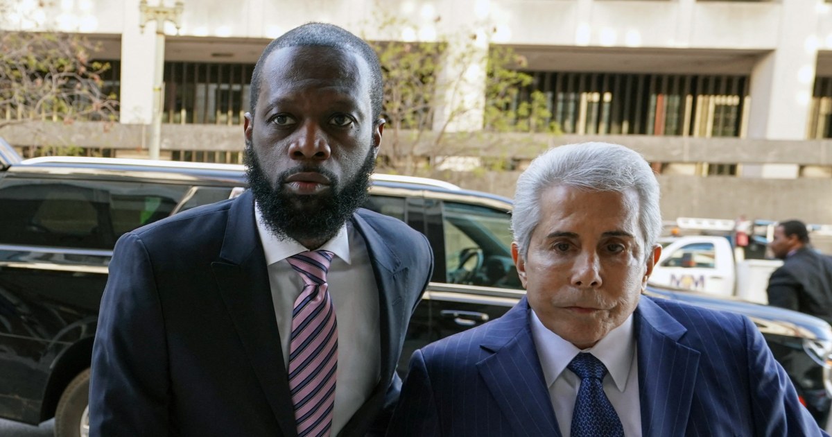 Featured image for Celebrity Lawyer Sentenced for Leaking Evidence in Fugees Rapper's Case