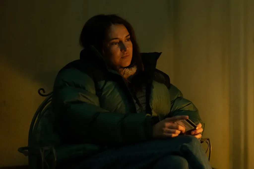 Woodley & Doherty Discuss Intimacy-Coordinated Romance in Paradise