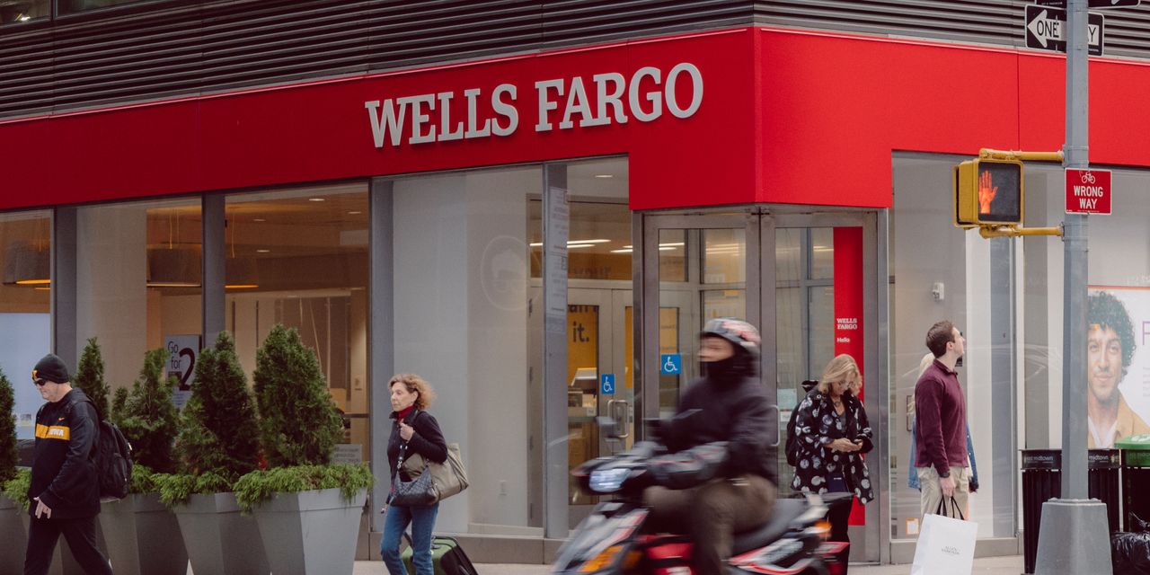 Featured image for "Wells Fargo's Fourth-Quarter Profit Surges Despite Loan Loss Reserves"
