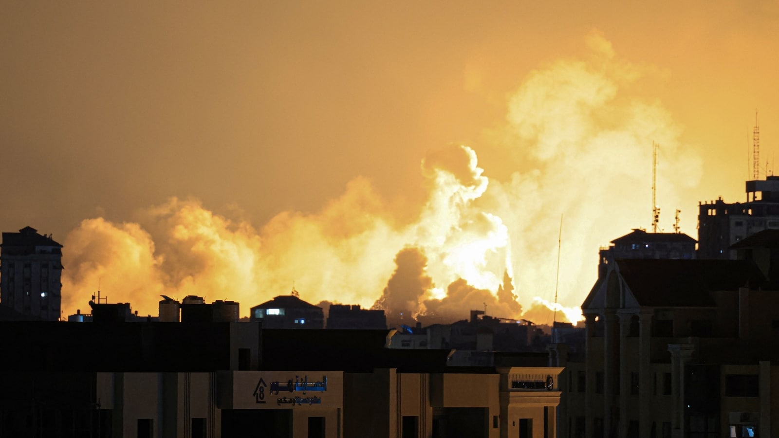 US Navy Deploys Warships and Aircraft to Support Israel Amidst Hamas Attack