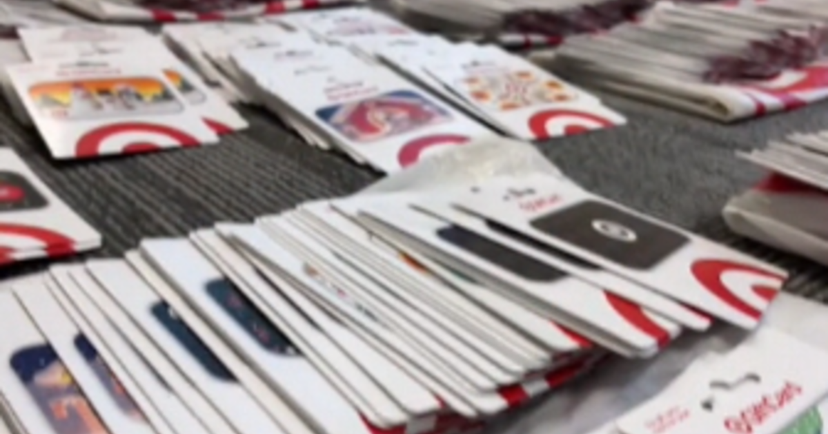 Featured image for Beware of Gift Card Scam: Thieves Drain Balances, Leaving Shoppers Empty-Handed