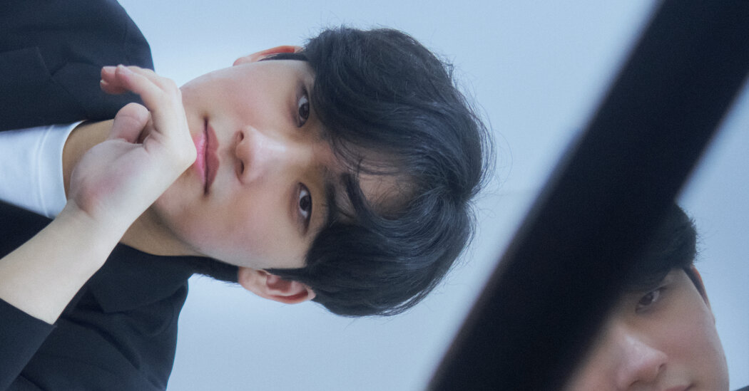 Featured image for Teenage Pianist Unfazed by Electrifying Performances.