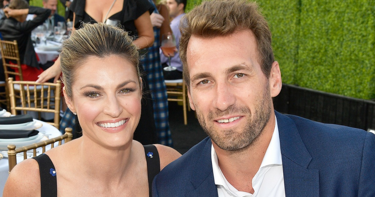 Featured image for Erin Andrews and Jarret Stoll Embrace Parenthood with First Baby