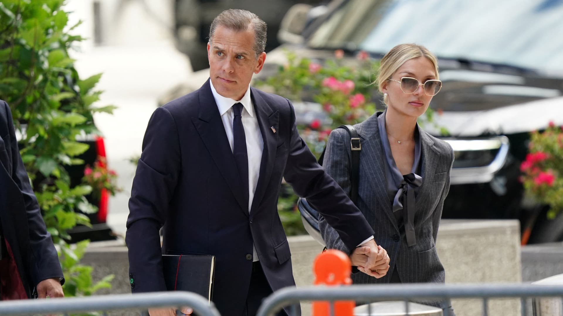 Hunter Biden's Federal Gun Trial Begins Amid Family Support