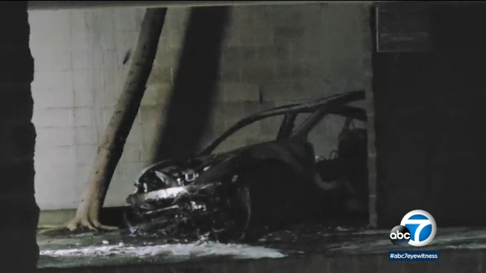 Multiple Burned Bodies Found in Cars in Valley Village and Kansas City