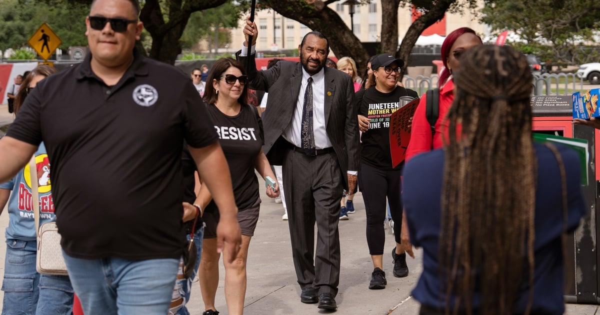 Texas GOP's Redistricting Sparks Democratic Opposition and DOJ Concerns