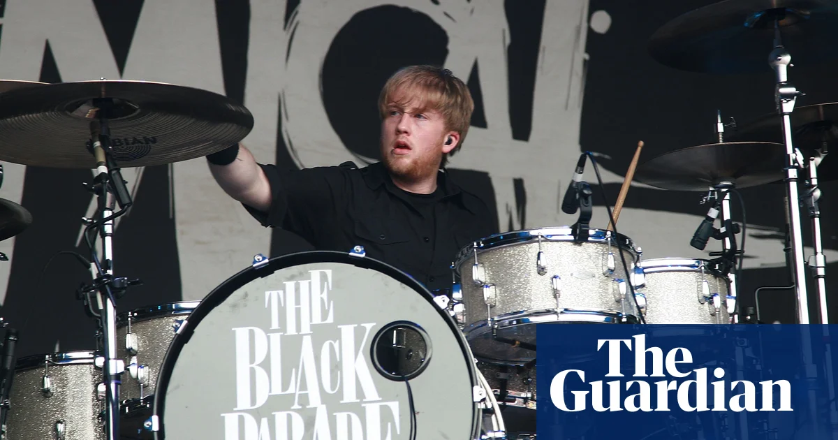 Featured image for Ex-My Chemical Romance Drummer Bob Bryar Dies at 44