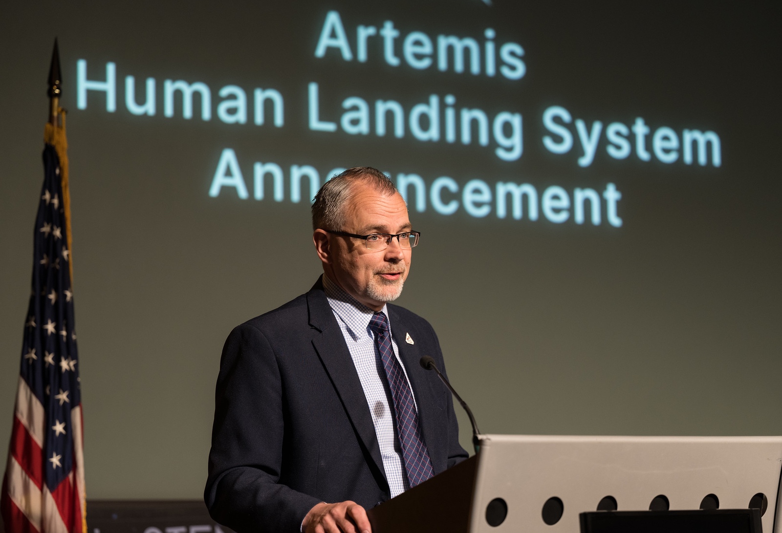 Blue Origin's Lunar Lander Secures NASA Contract, Heating Up Space Race.