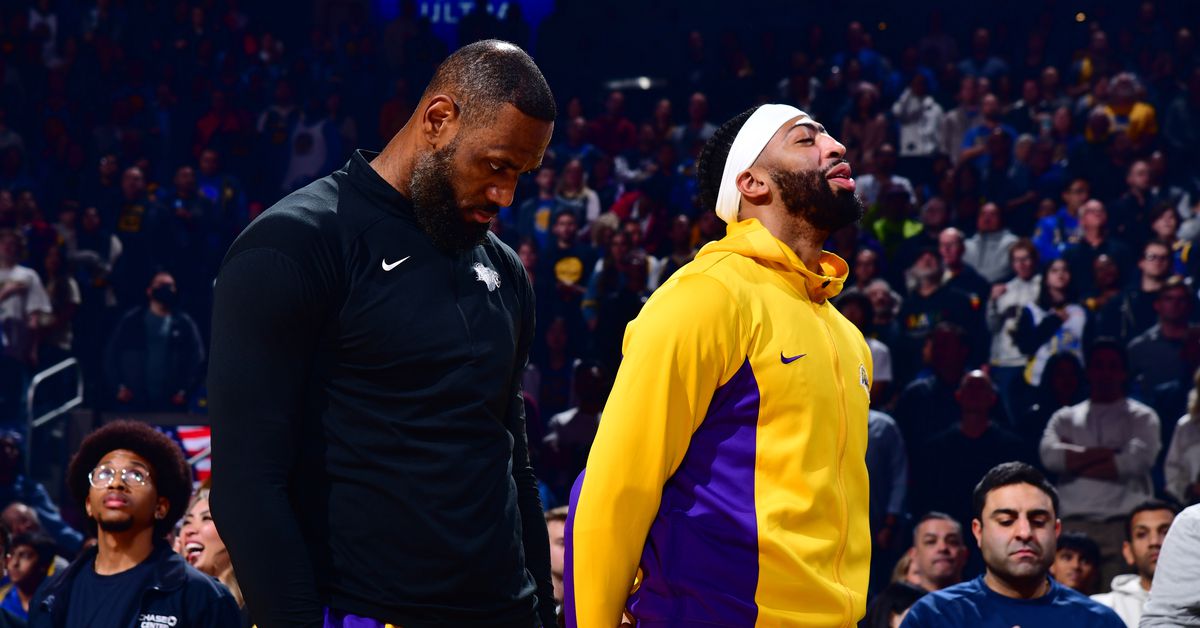Featured image for "Spencer Dinwiddie's Impact on Lakers: Insights from LeBron and Anthony Davis"