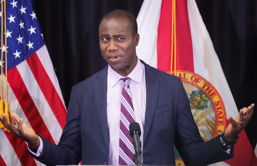 Florida Moves to End Decades of Childhood Vaccination Mandates