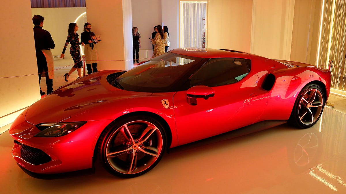 Ferrari's Hybrid Sales Surge, Outpacing Internal Combustion Models