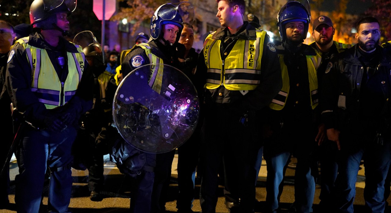 Protests and Clashes Disrupt DNC and Democratic HQ