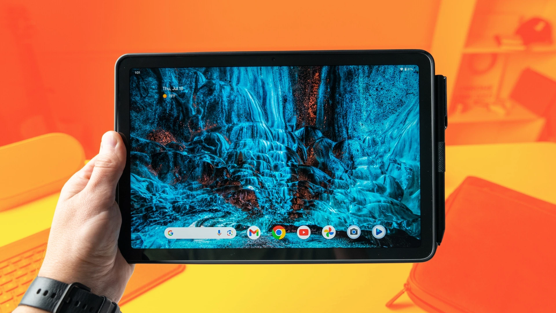 Featured image for Google Pixel Tablet Drops to Record Low Price Ahead of Labor Day