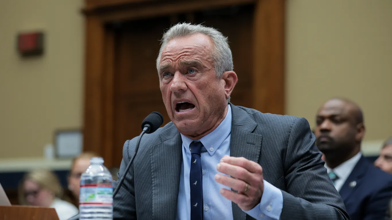 Featured image for Medical Groups Sue RFK Jr. and HHS Over Vaccine Policy Changes