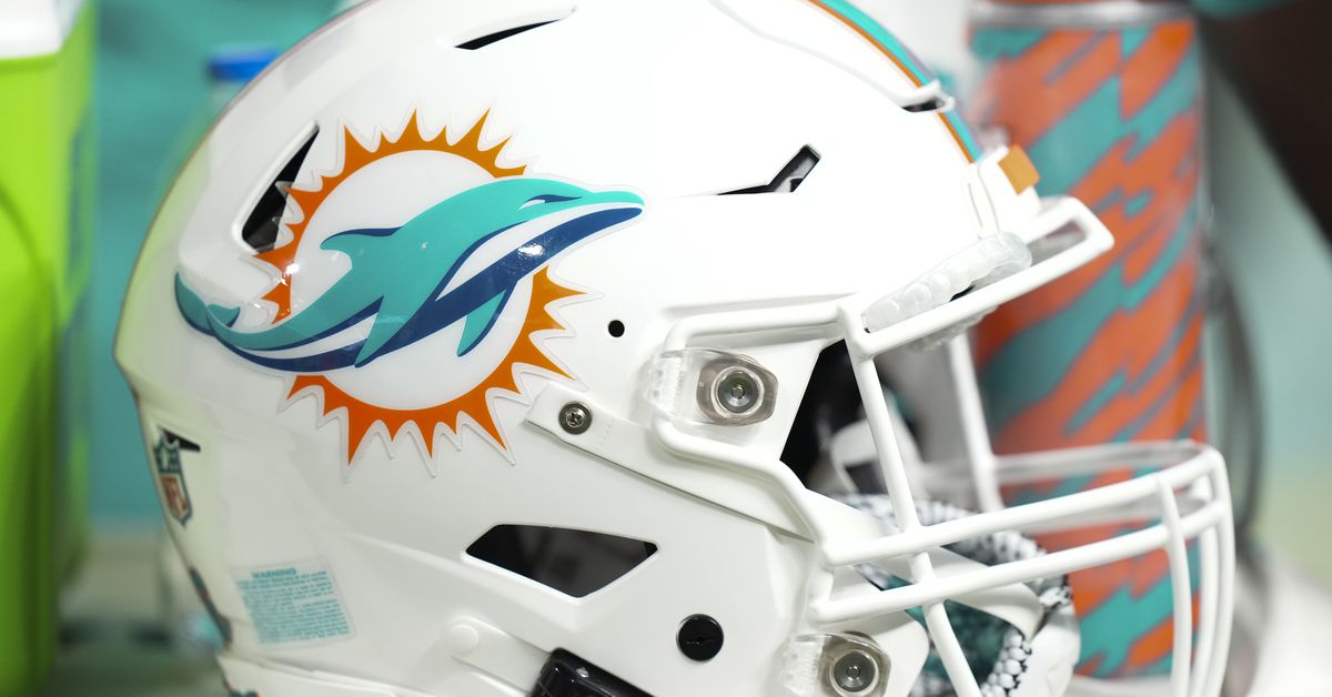 "2024 NFL Mock Draft: Dolphins' Protection Priority in Post-Super Bowl Projection"
