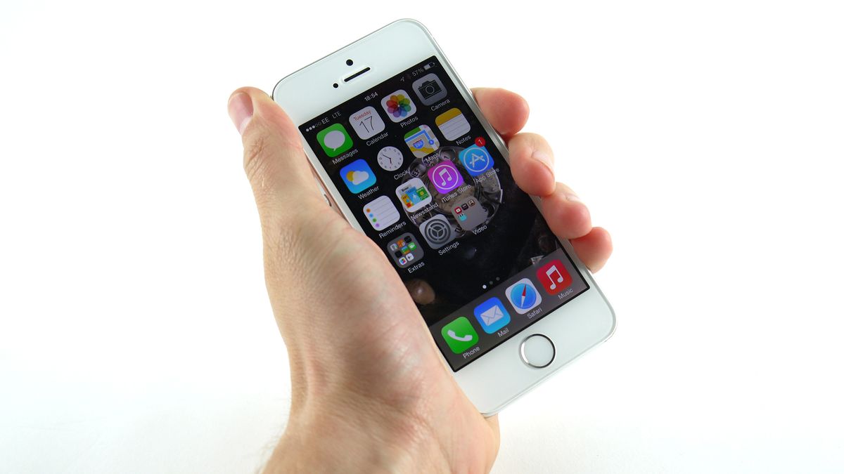 Featured image for Apple Declares iPhone 5s Obsolete