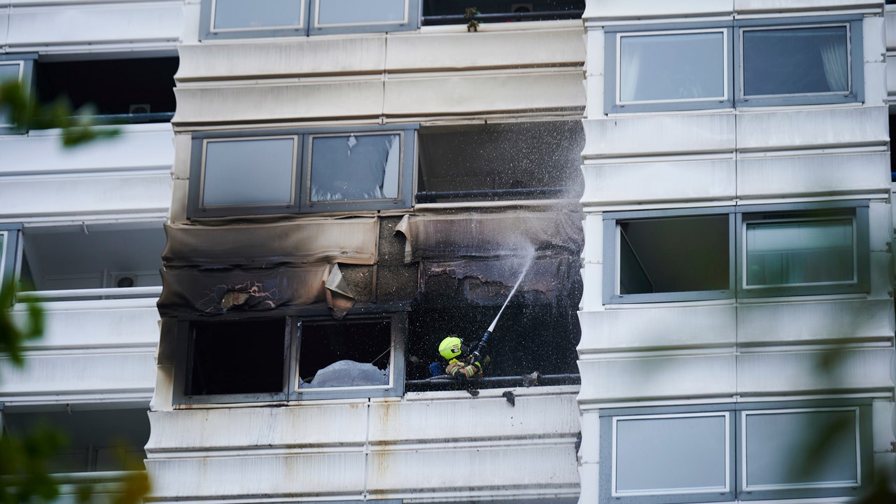 Featured image for Tragic Fire Claims Two Lives in Berlin High-Rise