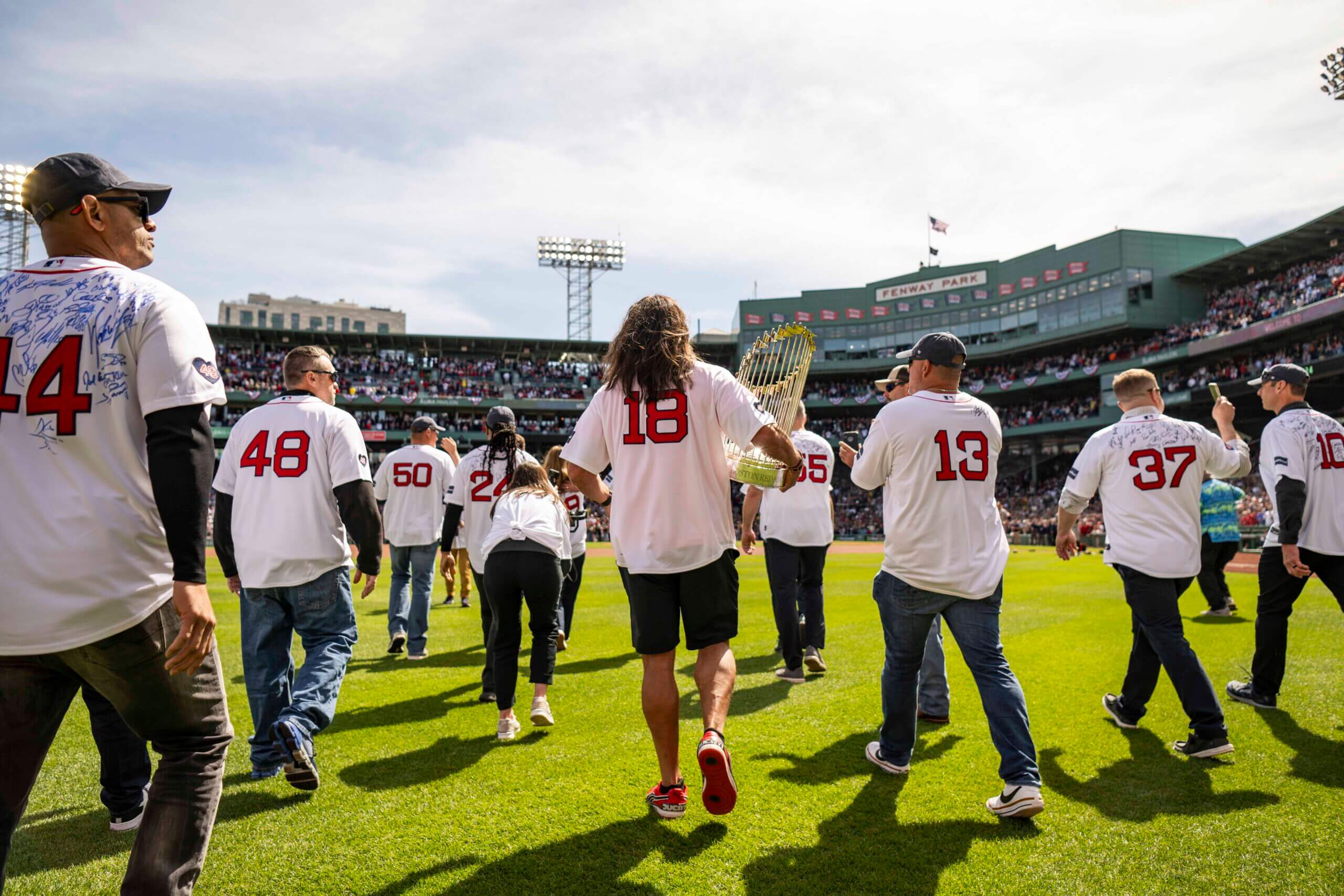 Featured image for "Red Sox Honor Tim Wakefield and Family in Perfect '04 Title Tribute"