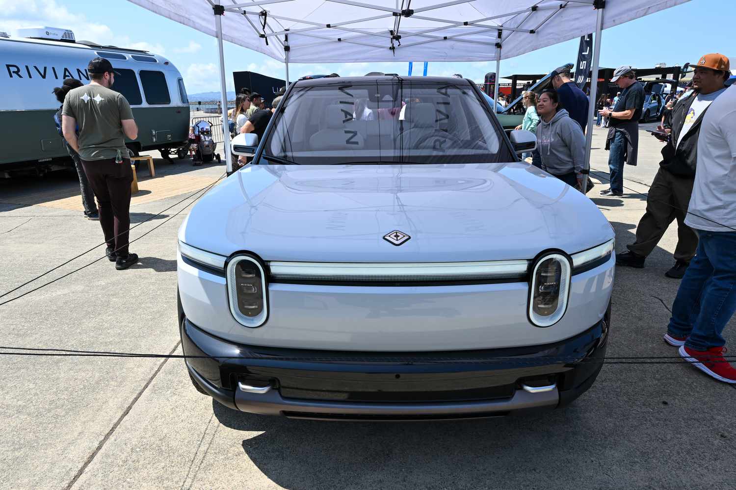 Rivian and VW Launch $5.8B Joint Venture, Boosting Stock Prices