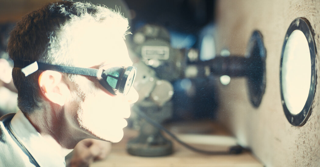 "Oppenheimer Dominates 2024 Oscar Nominations with 13 Nods"