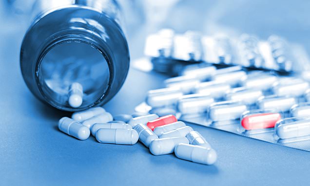 AI predicts cancer therapy success through mutation analysis.