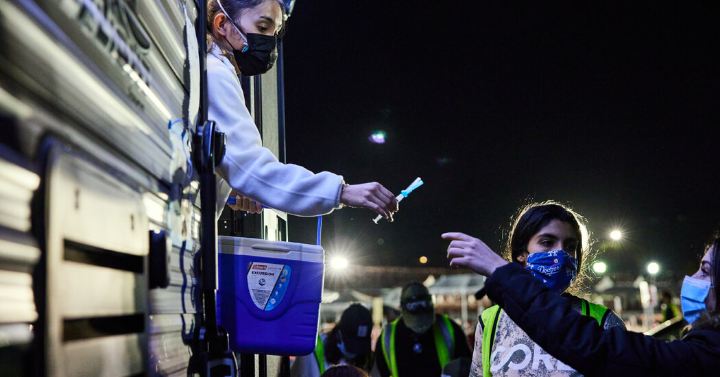 Featured image for West Coast States Defy CDC with Independent COVID Vaccine Guidance