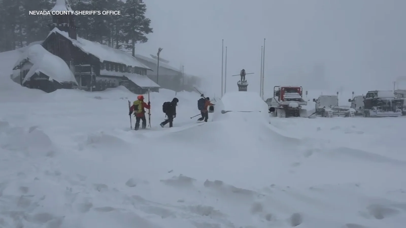 Six rescued, ten missing after Sierra Nevada avalanche amid winter storm