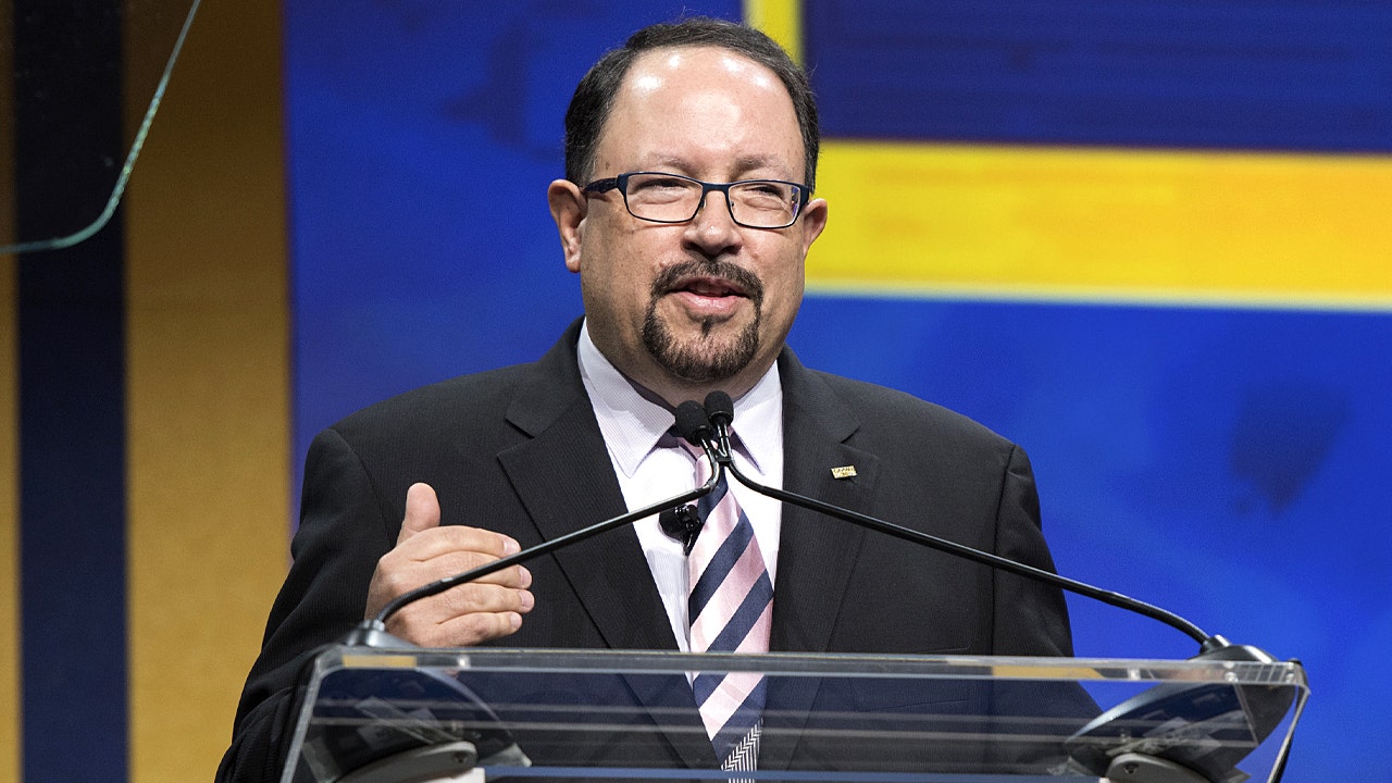 Miami Mayor Suarez's Controversial Stances on Abortion and Immigration