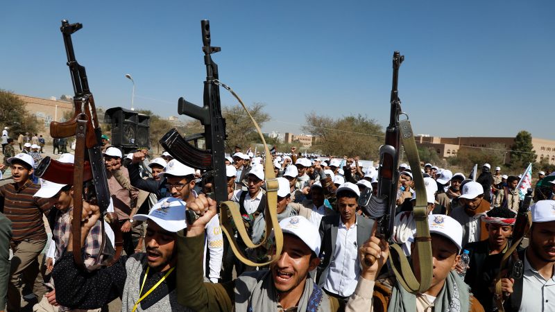 Houthi Attacks Escalate Despite US Strikes: Concern Grows in Biden Administration