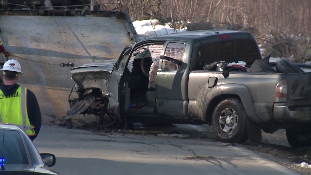 Featured image for Police Chase Ends in Arrest After Pursuit Through Multiple New Hampshire Towns