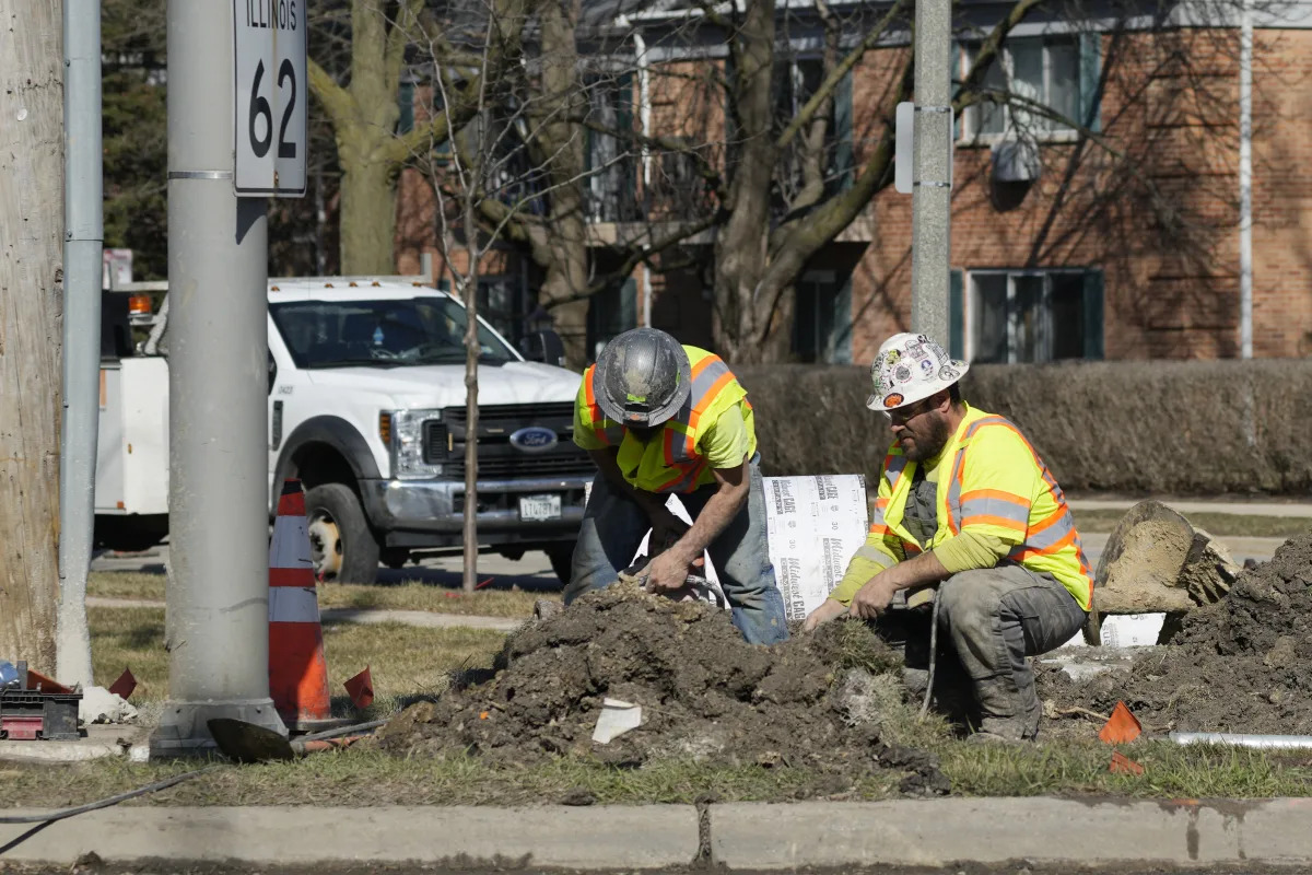 "U.S. Economy Adds 275,000 Jobs in February, Unemployment Rate at 3.9%"