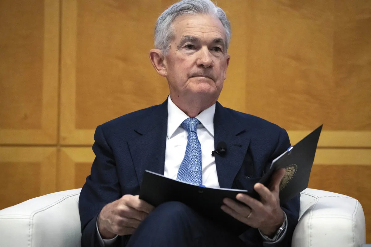 Preparing for 2024: Navigating the Fed Pause and Investing Strategies
