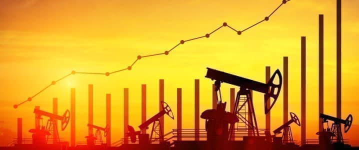 Oil Prices Rebound Despite Economic Woes and Rate Hike Concerns