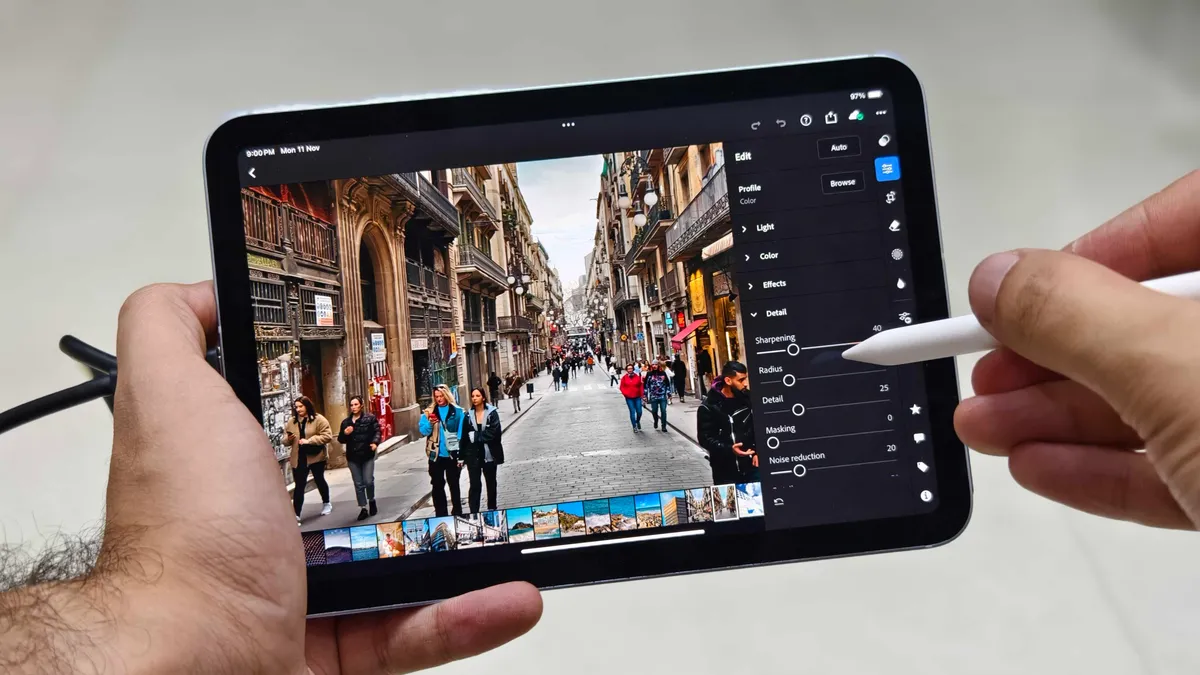 Featured image for iPad Mini 7: A Small Tablet with Big Appeal for Photo Editing and New Users