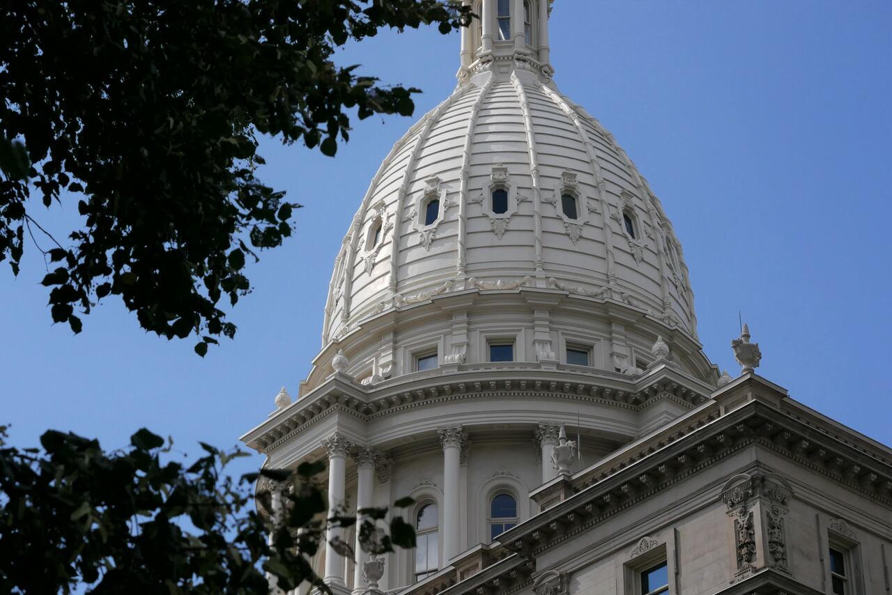 Featured image for Michigan Capitol Commission Implements Gun Ban, Except for Lawmakers