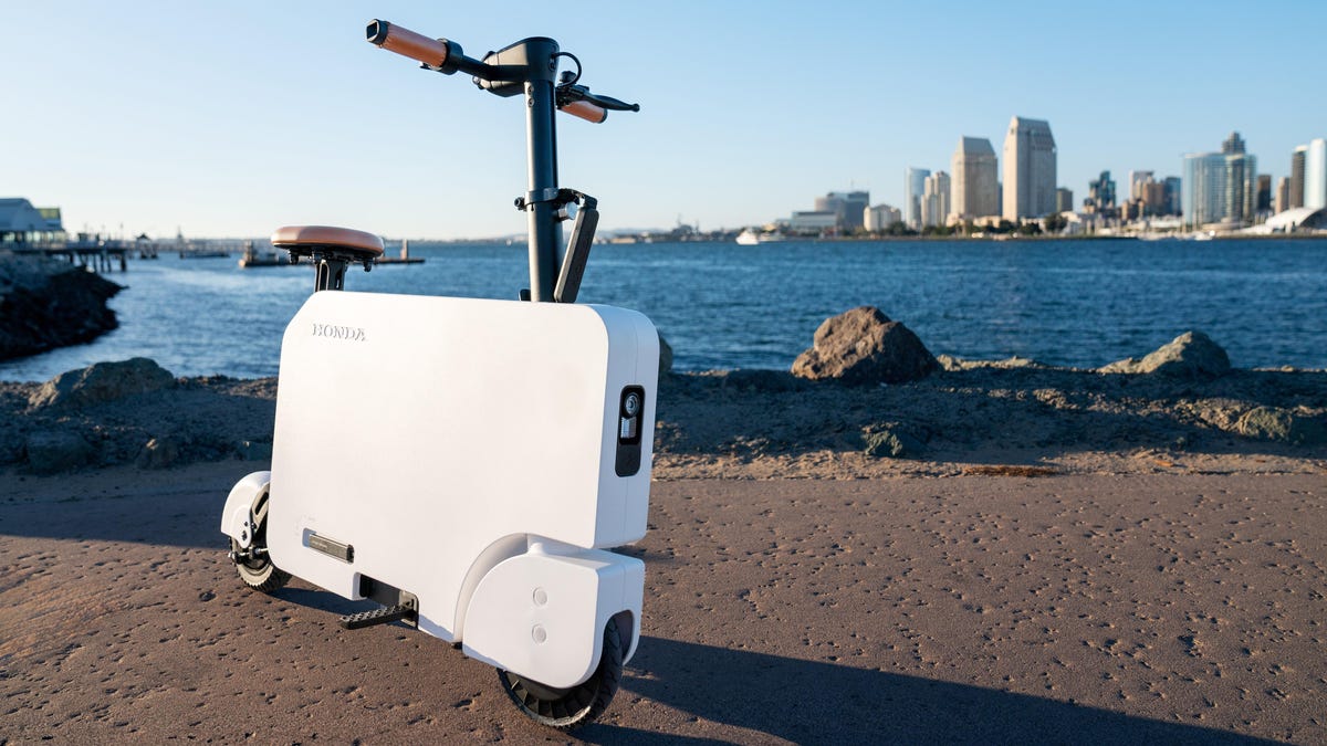 Featured image for "Motocompacto Madness: Scalpers Target Honda's Latest Release"